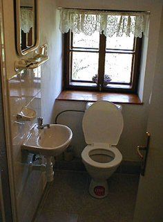 Dum U Zlateho Stromu / Golden Tree Apartment